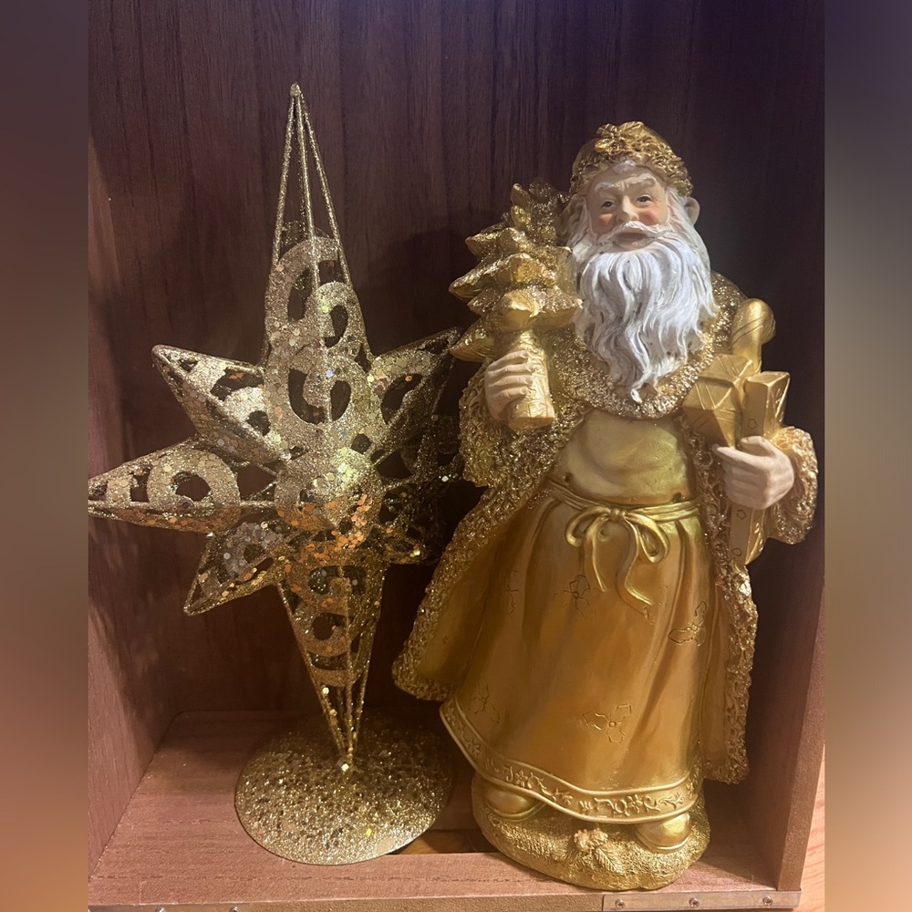 Traditional Christmas Resin Santa Statue with Glitter Star Stand